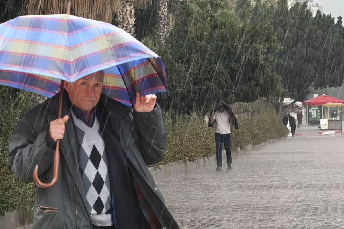 Pazar Günü Bir Şehir Hariç Tüm Yurtta Yoğun Yağış Bekleniyor