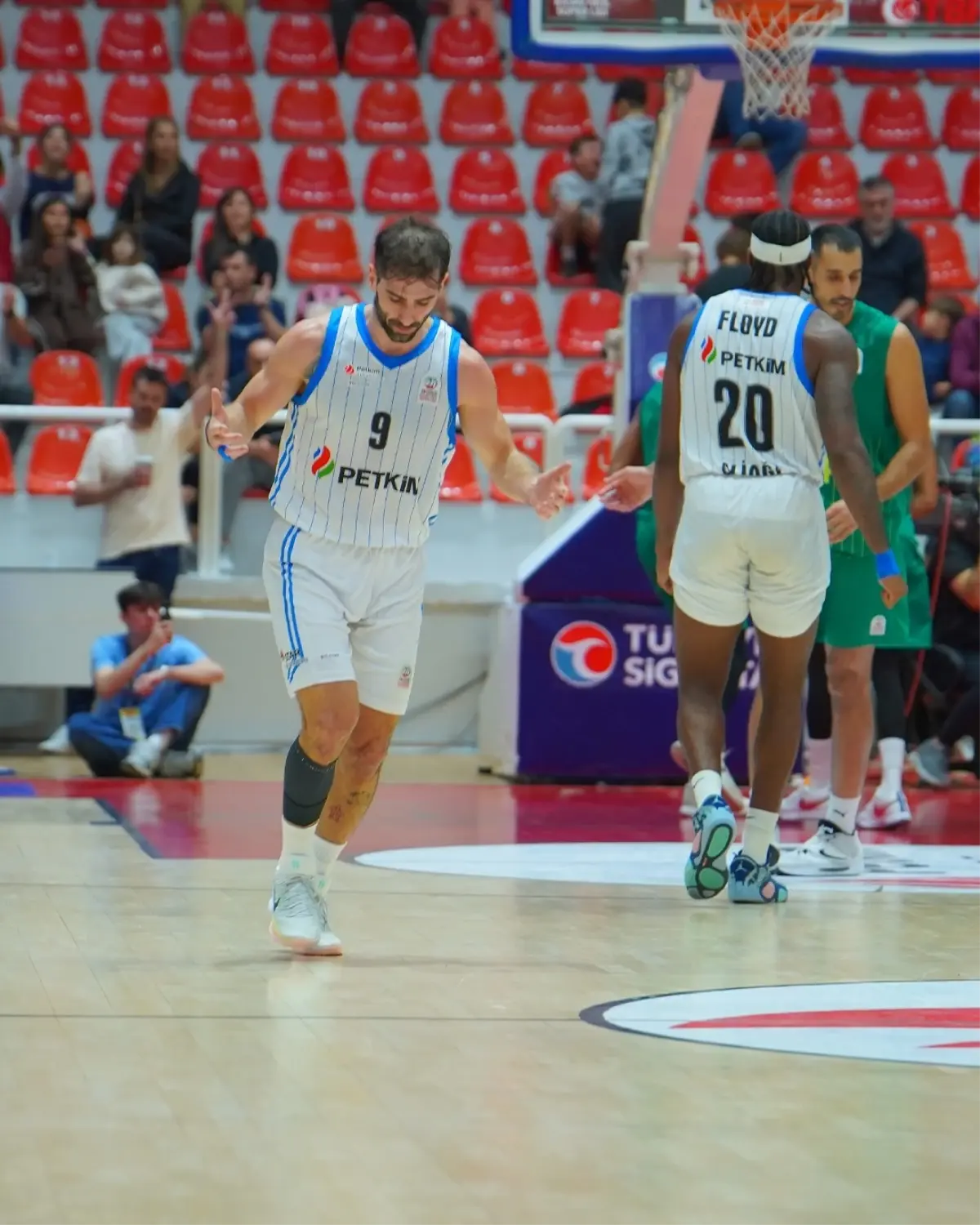 Petkimspor, Erokspor’a Yenildi