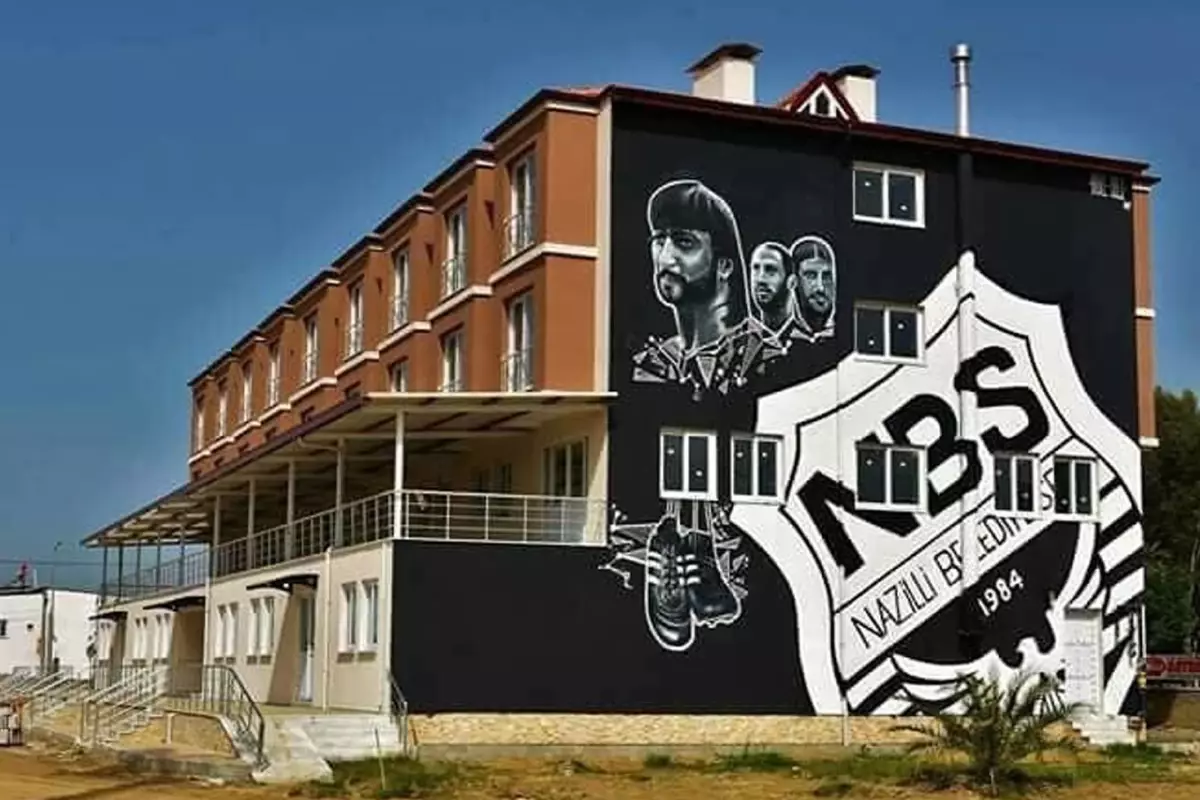 Rıdvan Dilmen’in de eski takımıydı! Tesislerini boşaltmaları isteniyor