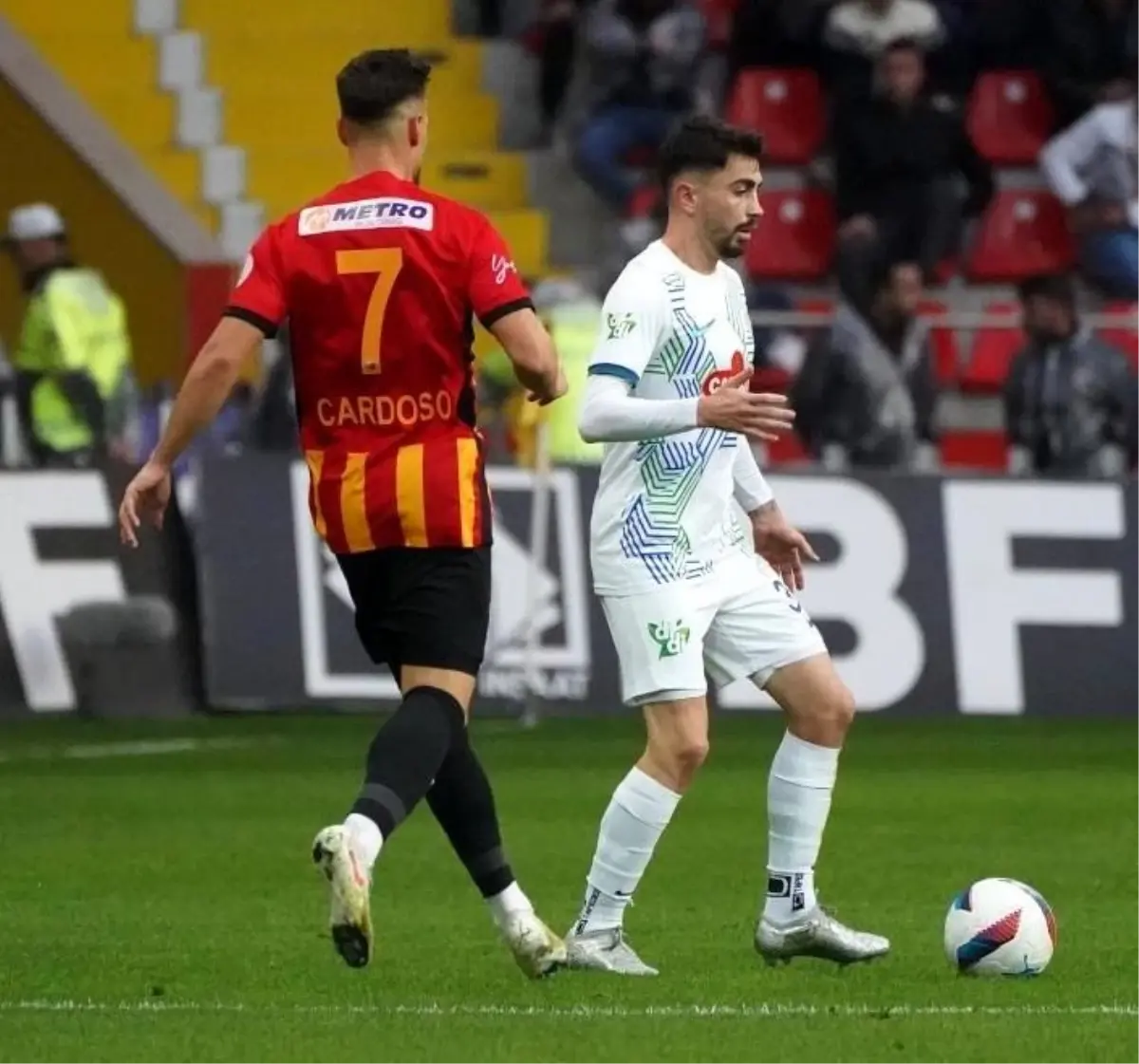 Rizespor ile Kayserispor 3 Puan İçin Karşılaşıyor