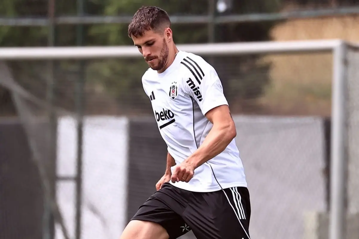 Sergen Yalçın, Jurasek’e kapıyı gösterdi