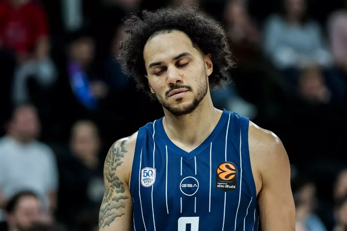 Shane Larkin’in sakatlık durumu belli oldu! Aylarca forma giyemeyecek