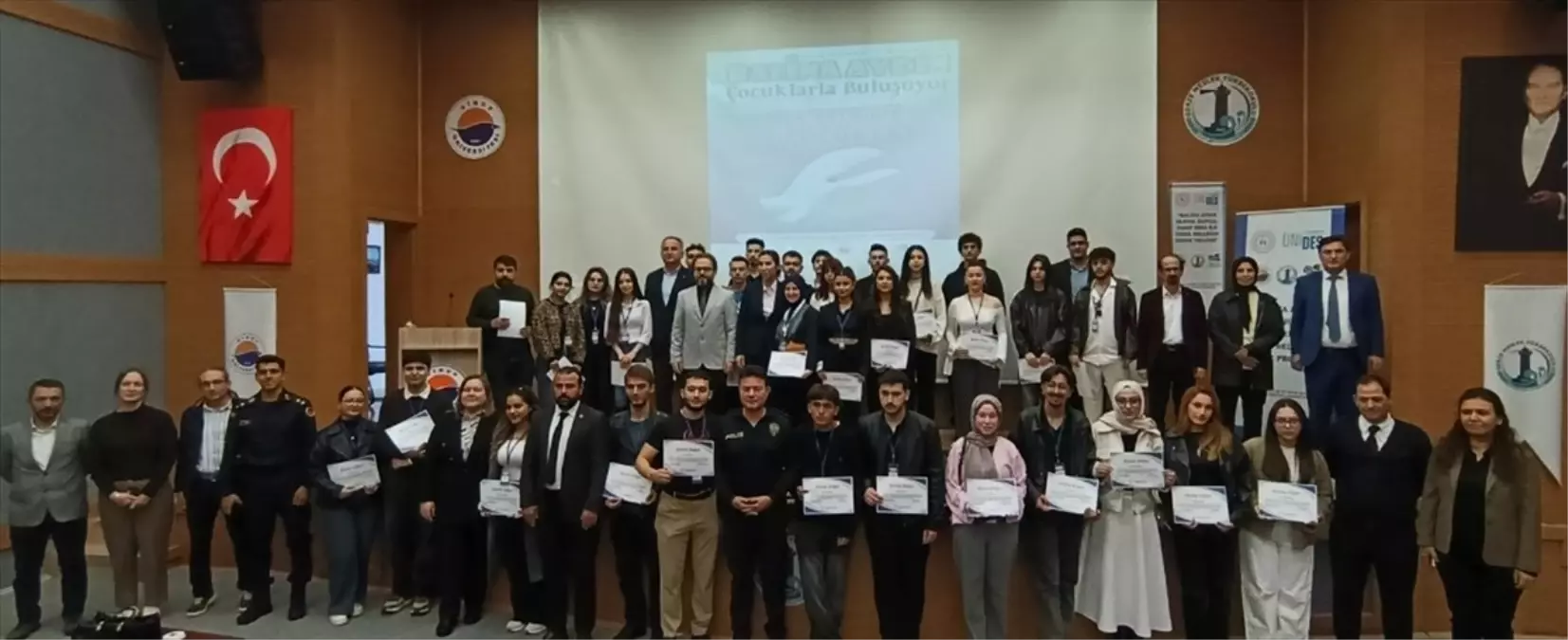 Balina Aydın Belgeseli Gerze’de Gösterildi