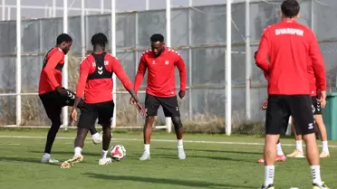 Sivasspor, Manisa FK ile Maça Hazır