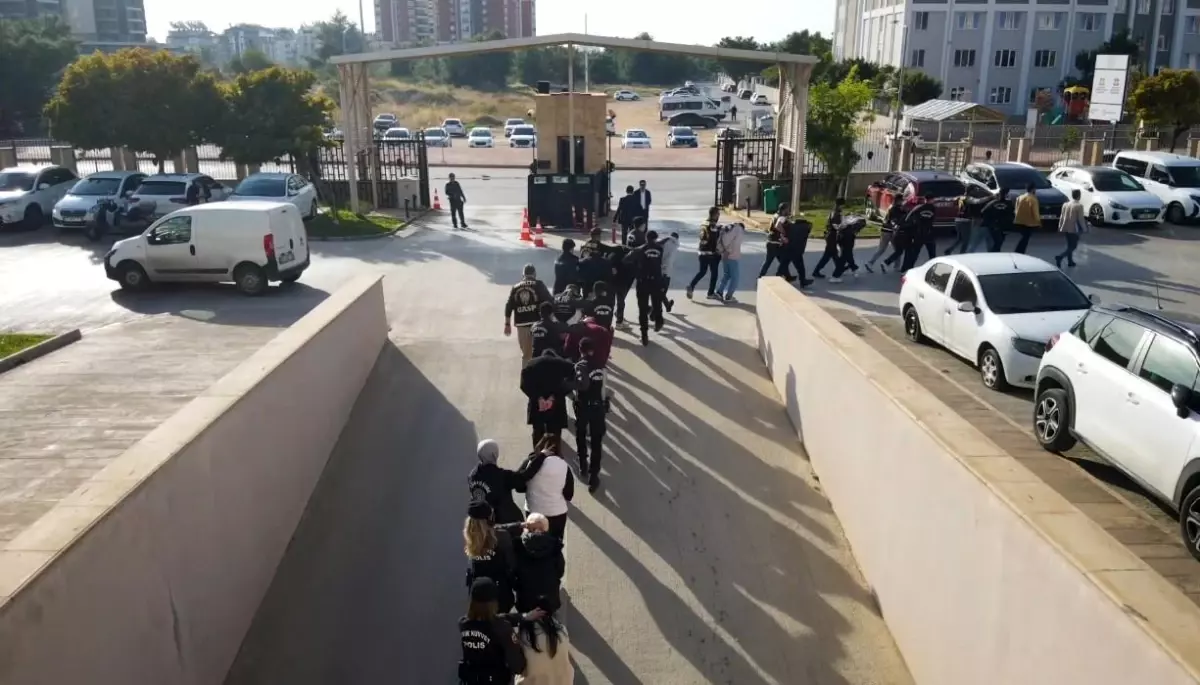 Antalya’da Eğlence Mekanı Sahte Profillerle Dolandırıcılık Yaptı: ‘Son Kadeh’ Operasyonu Sonuçları