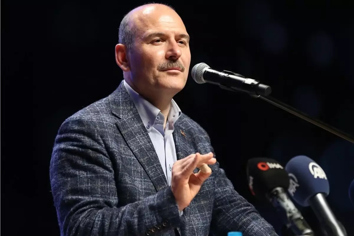 Soylu, Özel’in ‘İti Köpek’ Sözlerine Sert Çıktı: “Demedi Demeyin”