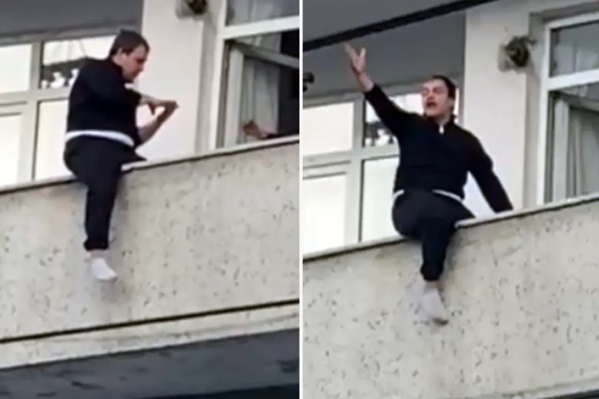 Sultangazi’de Balkona Çıkan Genç İkna Edildi