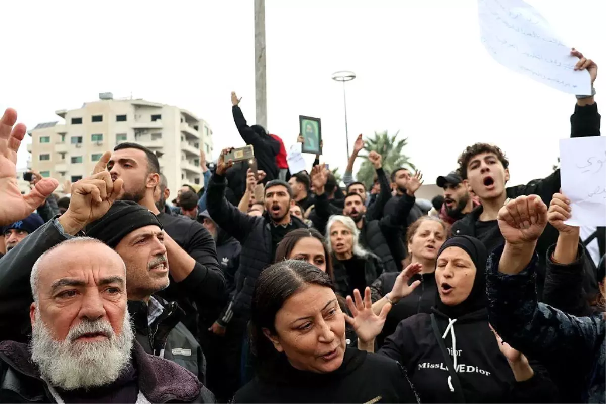 Suriye’de Alevi Gösterileri: Güvenlik ve Ayrımcılık Endişesi