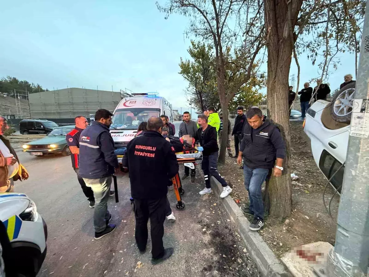 Sungurlu’da Takla Atan Araçta Sürücü Yaralandı – Şok Eden Trafik Kazası