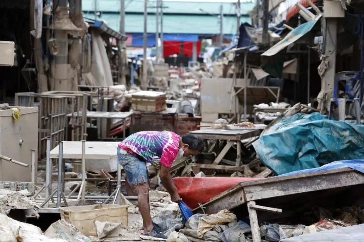 Tayland’da Sel Faciası: 145 Ölü