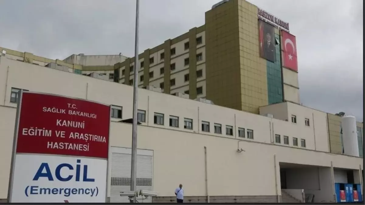 Trabzon’da Gıda Zehirlenmesi Şüphesiyle 3 Kişi Hastaneye Kaldırıldı