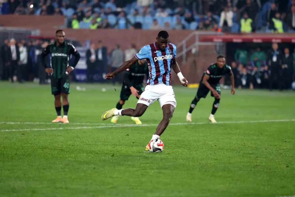 Trabzonspor ve Konyaspor 1-1 Berabere