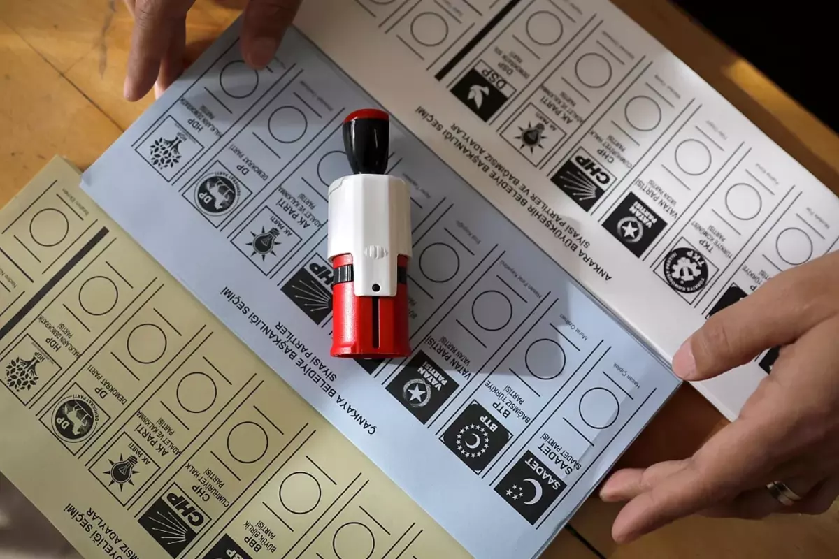 Türk siyasetine yeni bir ittifak geliyor: Güçlü bir üçüncü alternatif şart!