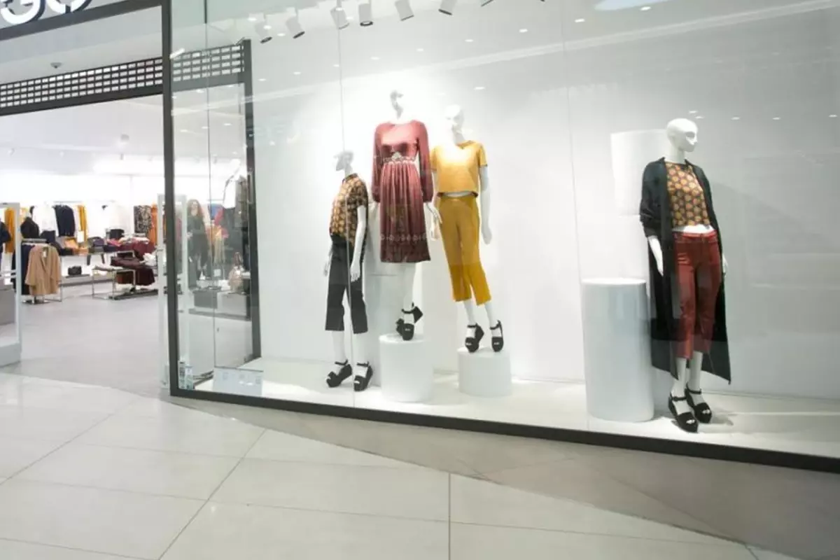 Türkiye’de de faaliyet gösteren giyim devinden şok açıklama: Bilgiler çalındı