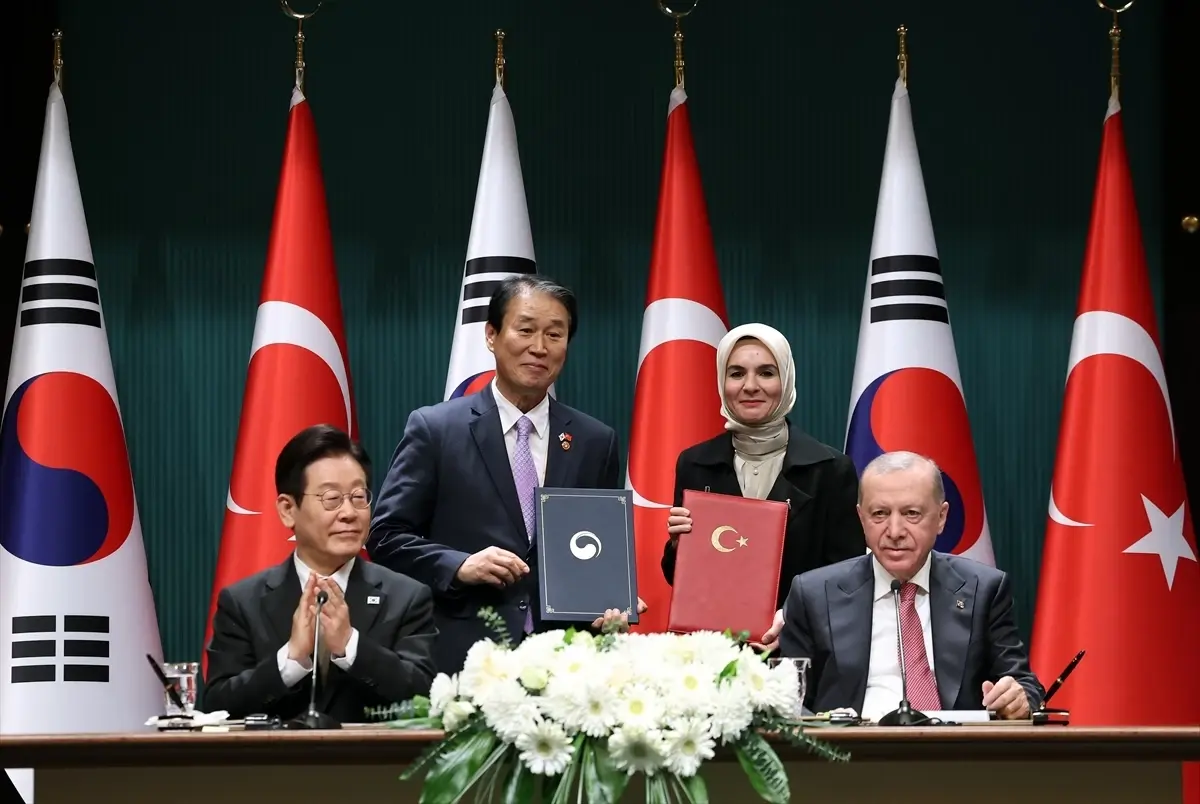 Türkiye ve Güney Kore Arasında Stratejik 3 Anlaşma İmzalandı