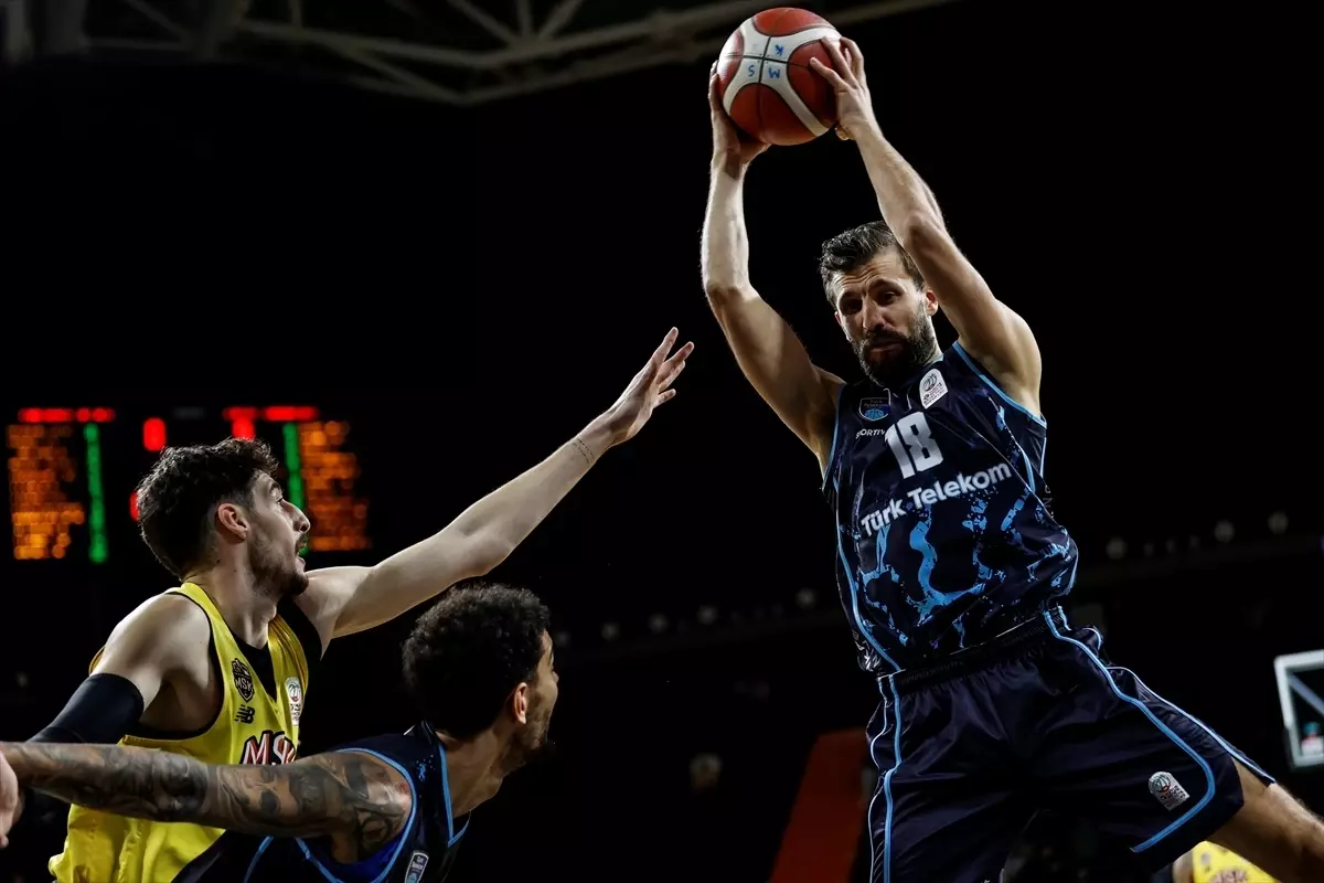 Türk Telekom, Mersin Spor’u Yendi