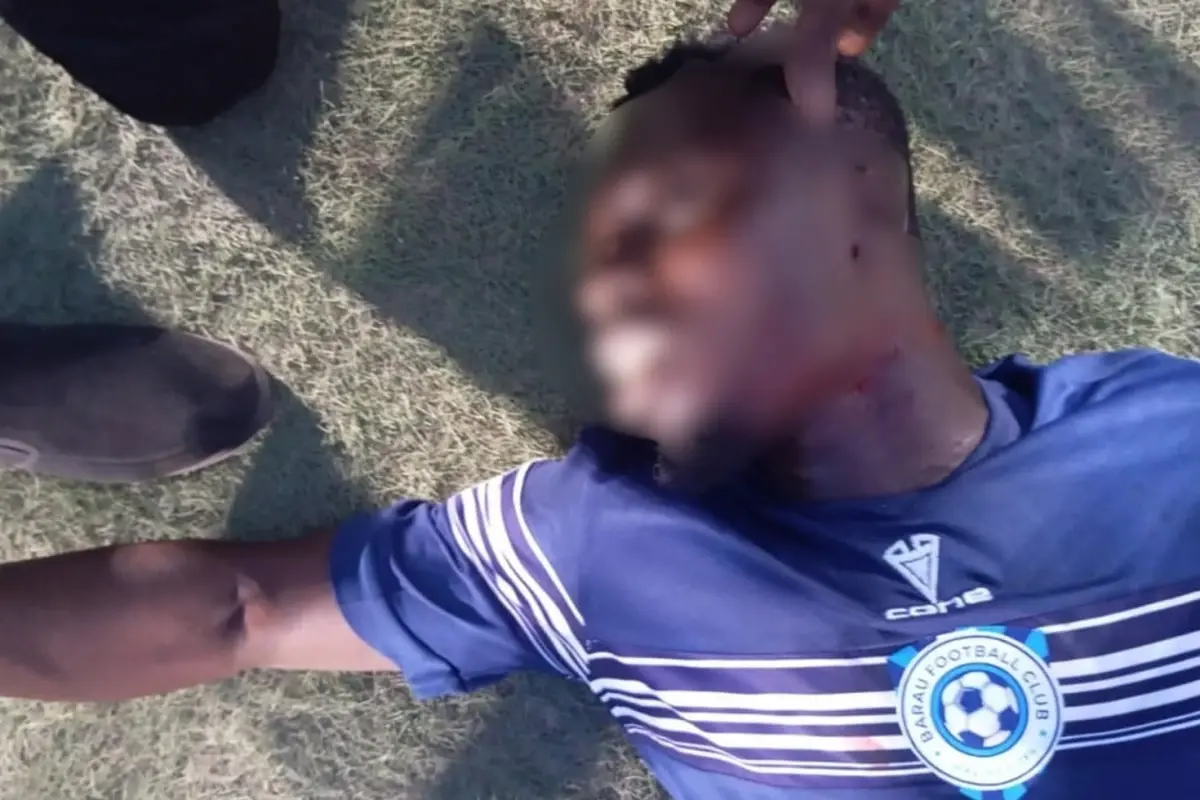 Ülke şokta! Taraftar futbolcunun boğazını kesti