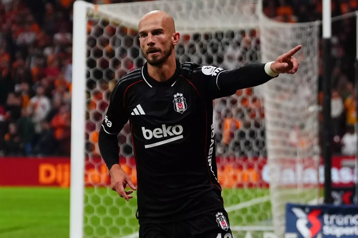 Vaclav Cerny’den Beşiktaş İçin Görülmemiş Fedakarlık