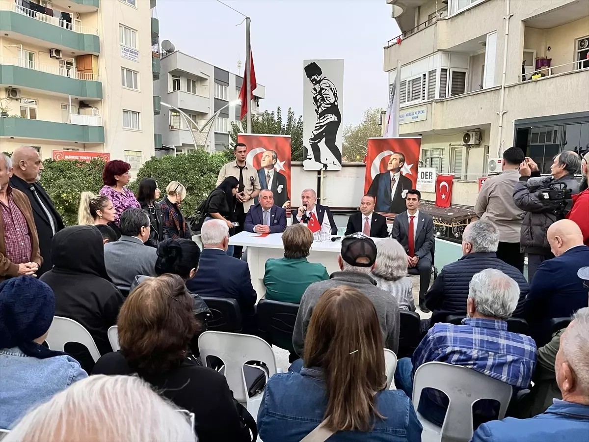 Ümit Özdağ Tarsus’ta Gaziler ve Esnafla Buluştu