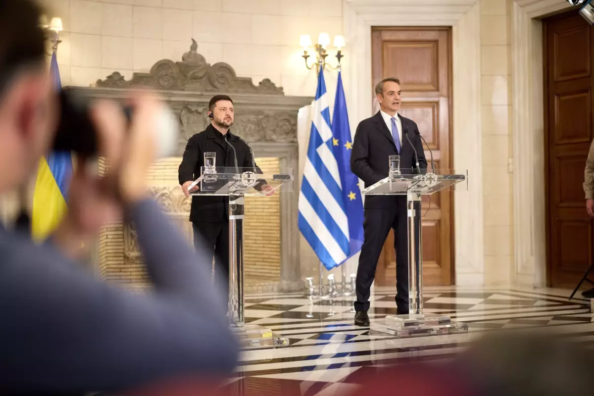 Zelenskiy, Yunanistan’a Resmi Ziyaret Gerçekleştirdi