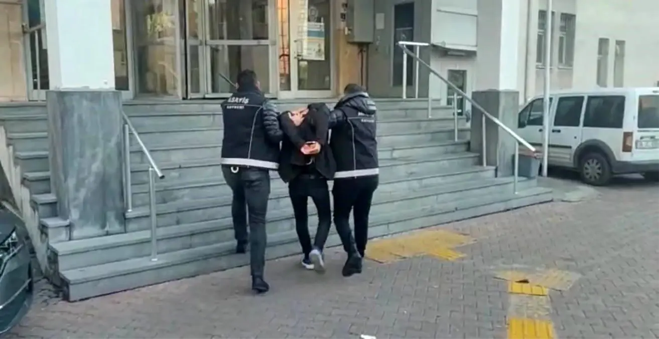 Kayseri’de 15 İl’den Aranan Suçlu Yakalandı