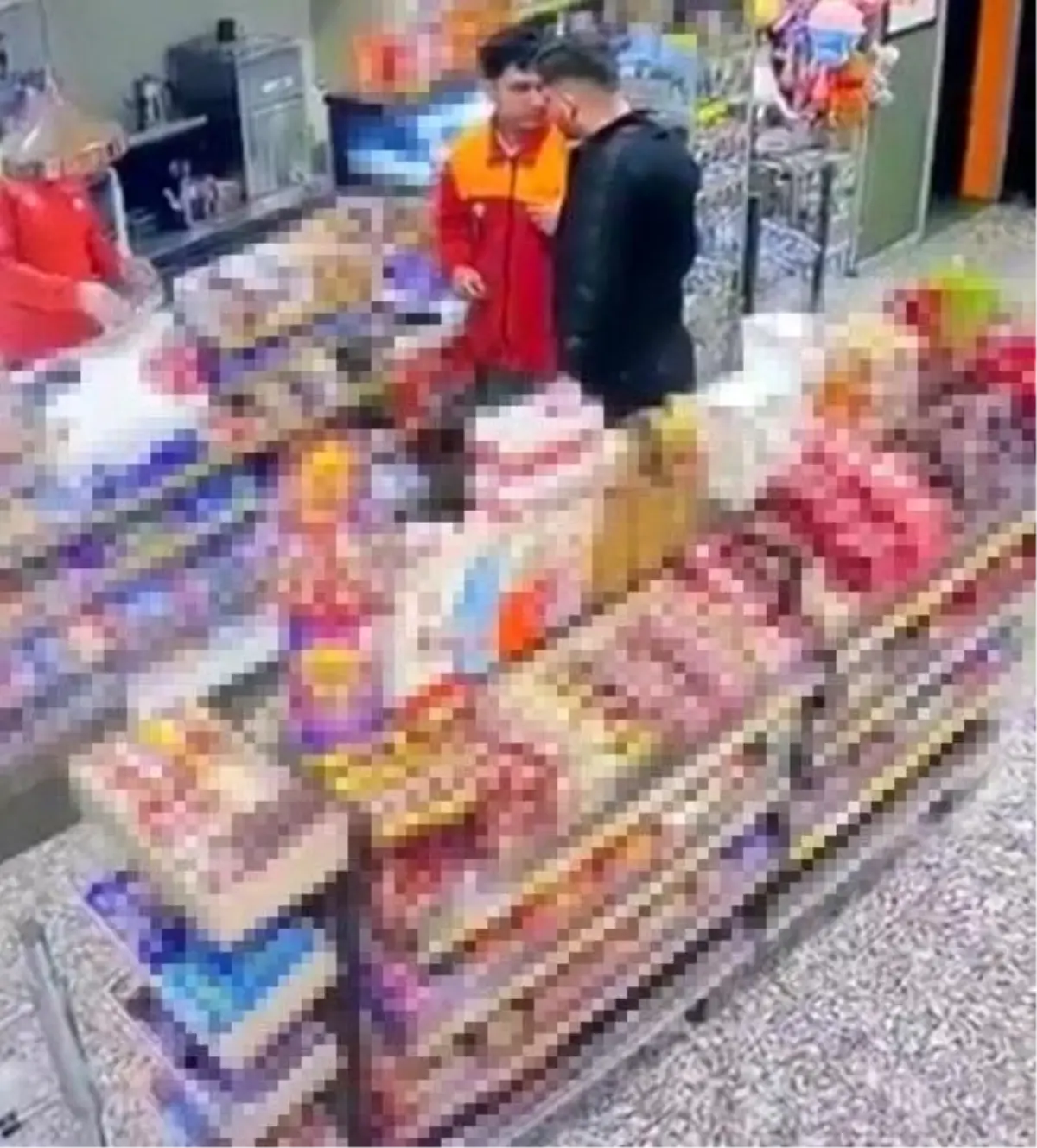 Alkollü Şahıs Akaryakıt Görevlisini Darbetti