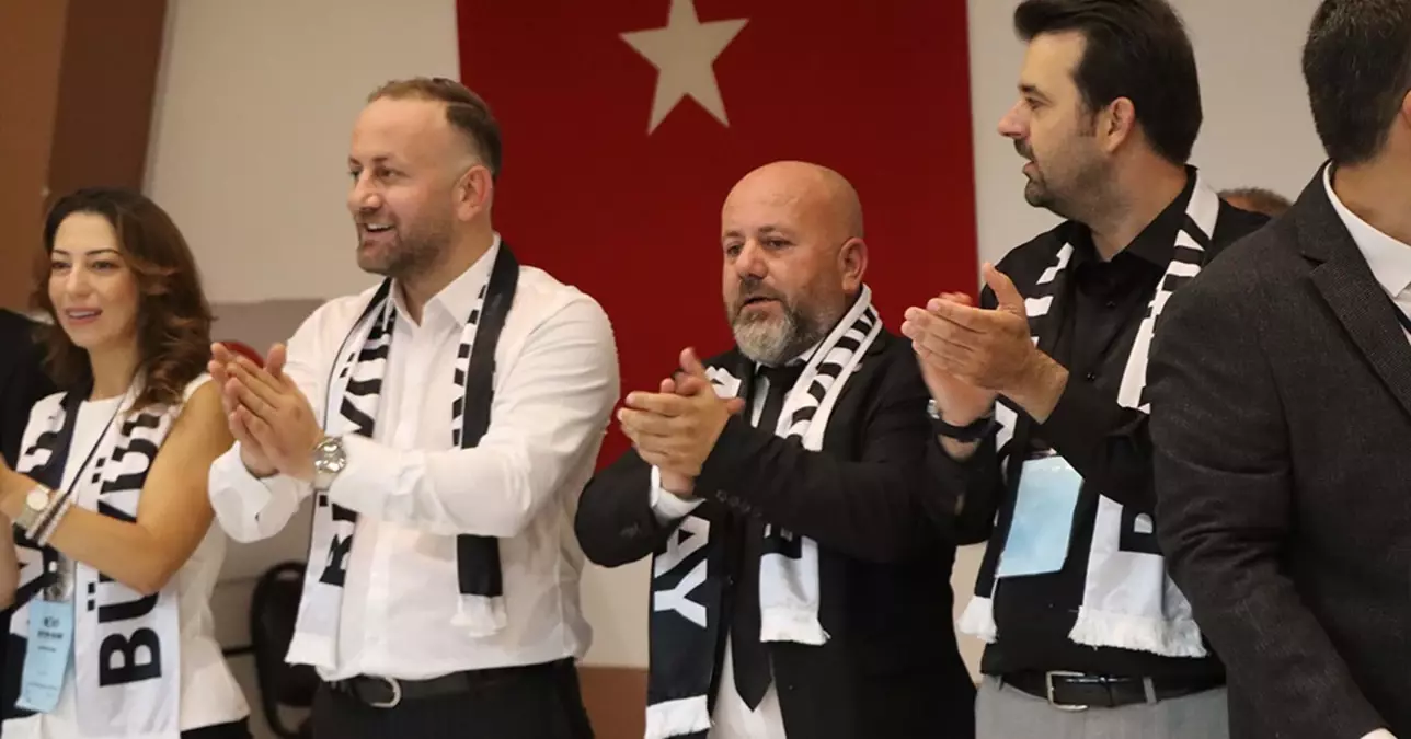 Altay’da Kriz: Başkan İstifa Etti