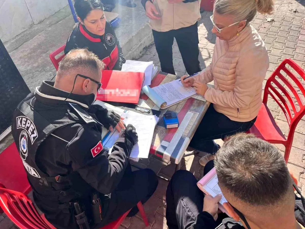 Antalya Kepez’te Yarım Tonun Üzerinde Bozuk Gıda Ele Geçirildi – Halk Sağlığına Büyük Tehdit Ortadan Kaldırıldı