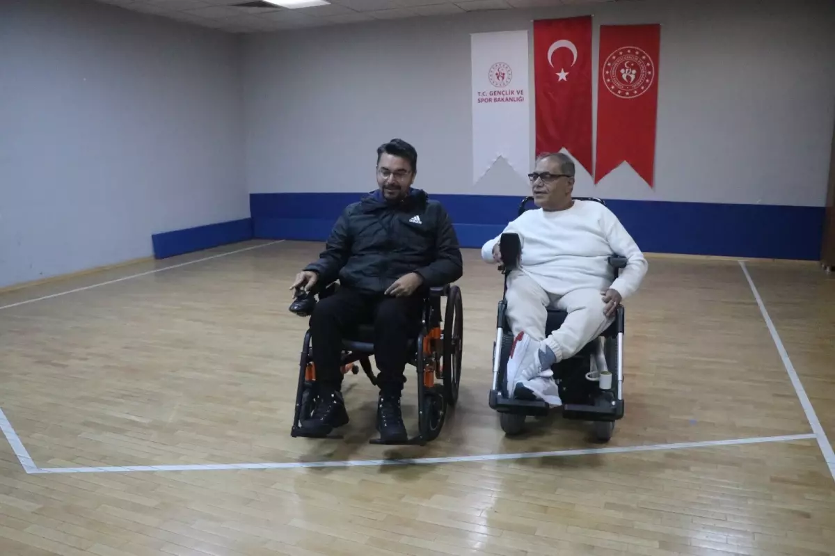 Kayseri’li Engelli Sporcu Hakan Arık’ın Boccia’da Türkiye Şampiyonu Olma Mücadelesi