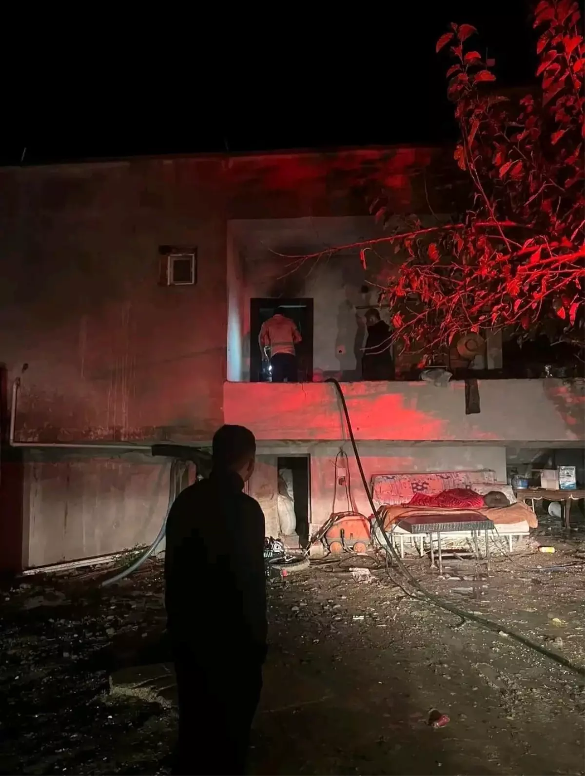 Hatay’ın Arsuz İlçesinde Müstakil Evde Korkutan Yangın