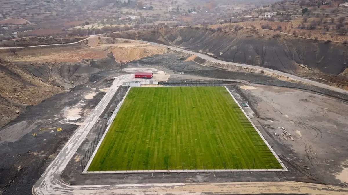 Mardin’e Yeni Çim Saha