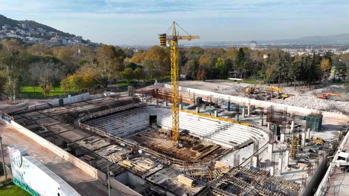 Bursa’da Atatürk Spor Salonu Yeniden İnşa Ediliyor