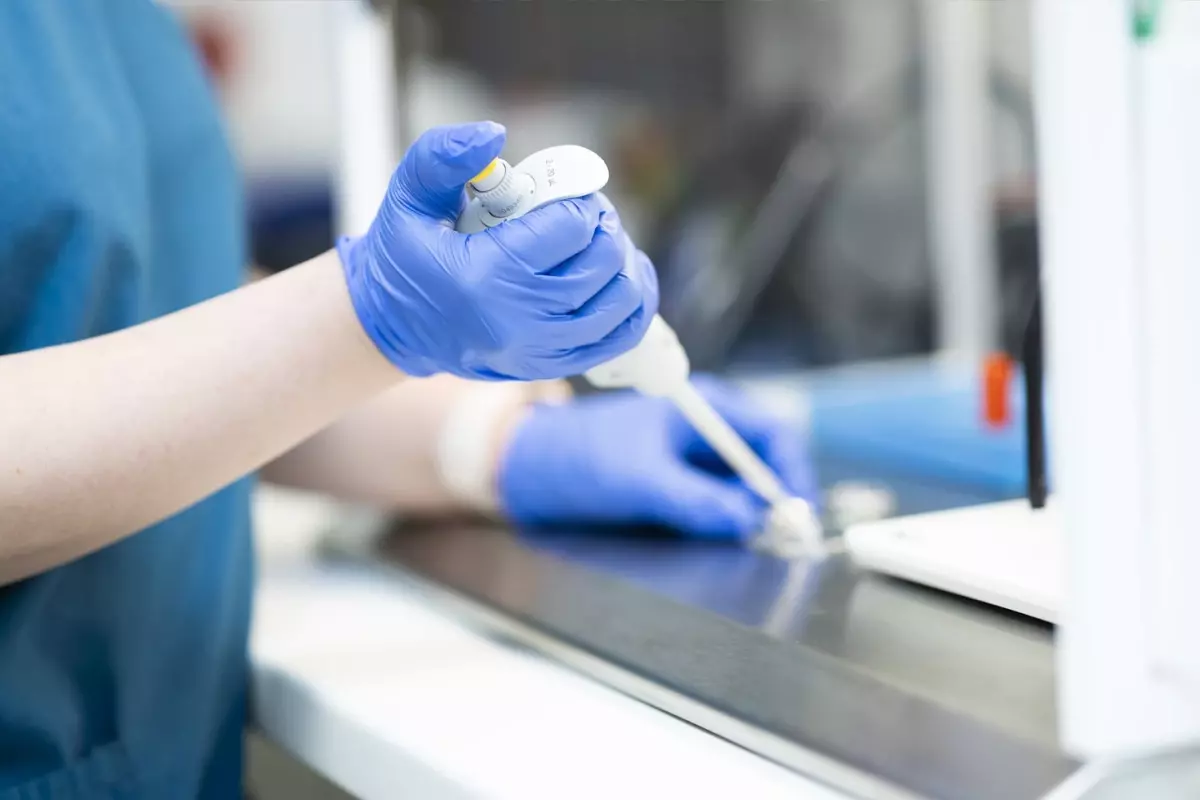 Avrupa’yı Sarsan Büyük Skandal: Kanser Riski Taşıyan Sperm Donöründen 200 Çocuk Doğdu