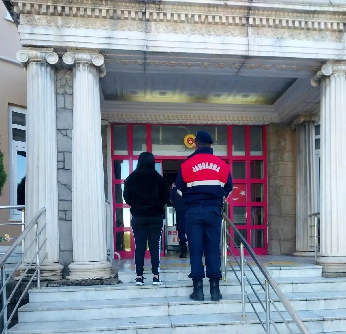 Didim ve Germencik’te 2 Suçlu Yakalandı