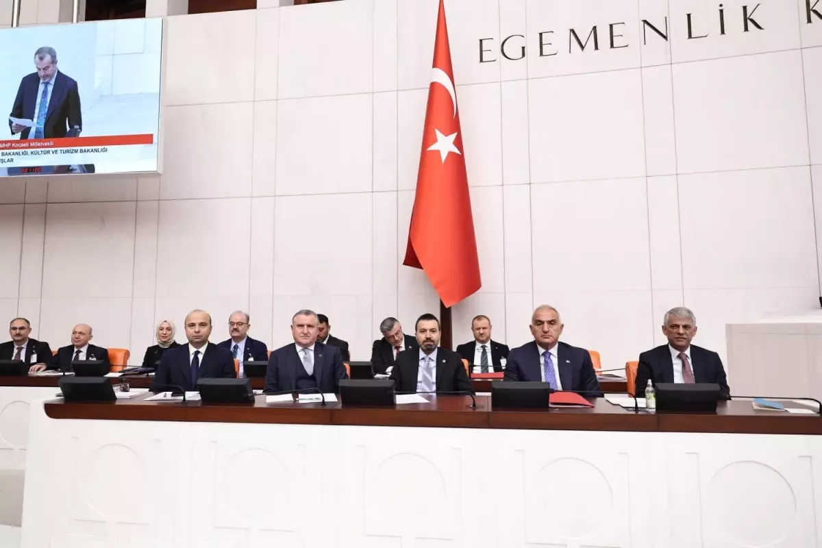 Gençlere Yatırım, Türkiye’nin Geleceği: 1 Milyon Öğrenci Yurtlarda, 560 Gençlik Merkezi ve 20 Milyon Sporcu