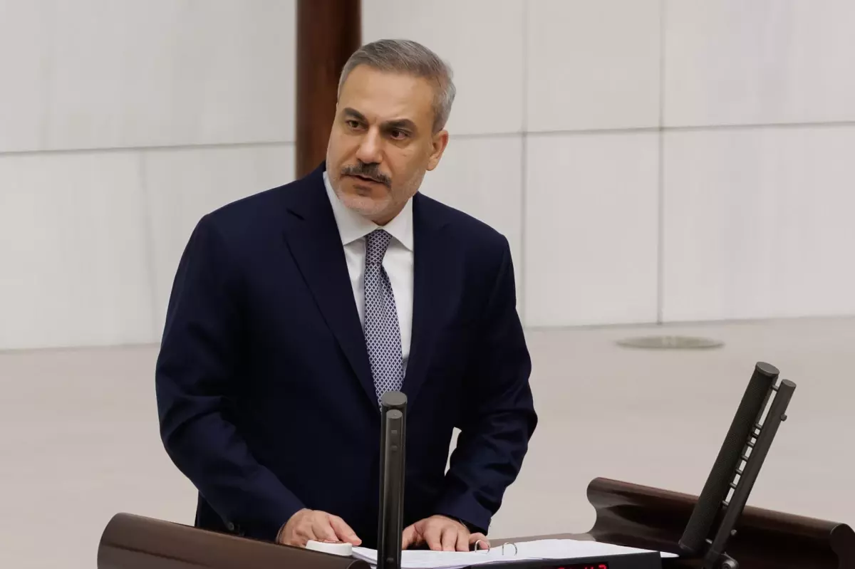 Fidan: Huzur İçin Çeşitli Din ve Etnik Gruplara Destek