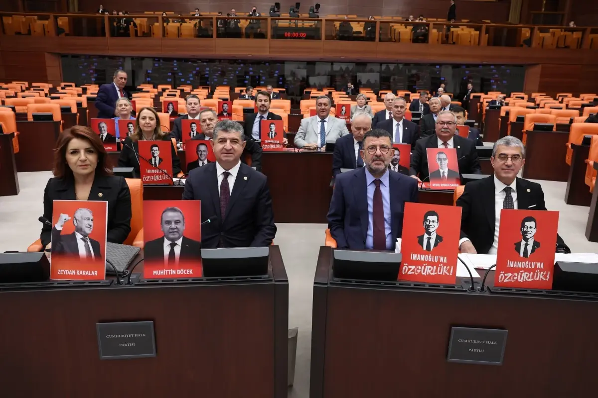 Yılmaz Tunç’tan Yeni Anayasa Vurgusu