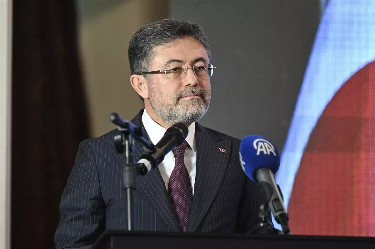 Bakan Yumaklı, 12. GİV Girişimcilik Ödülleri’nde Türkiye’nin Tarım ve Teknoloji Geleceğini Vurguladı