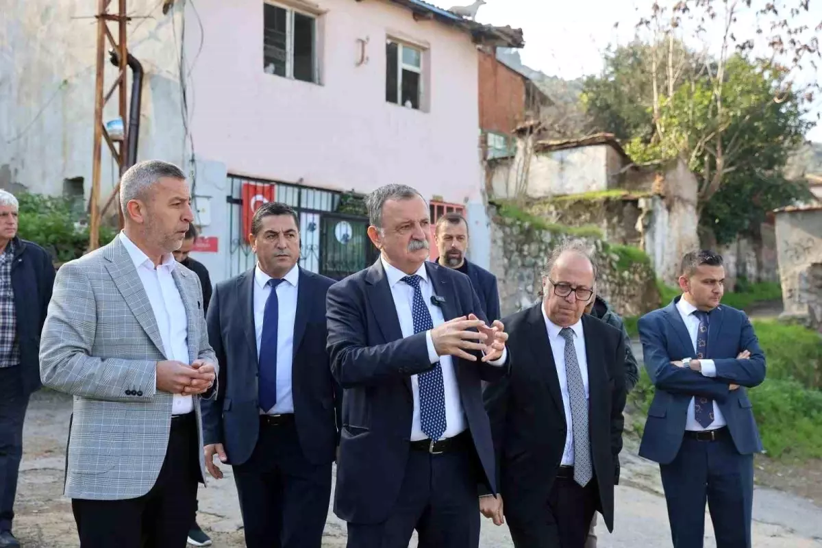 Başkan Balaban Mutlu Mahallesinde İncelemelerde Bulundu