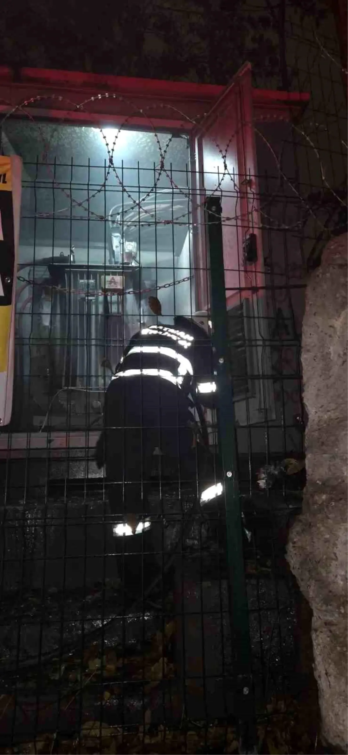 Batman’da Elektrik Trafo Yangını Kontrol Altına Alındı