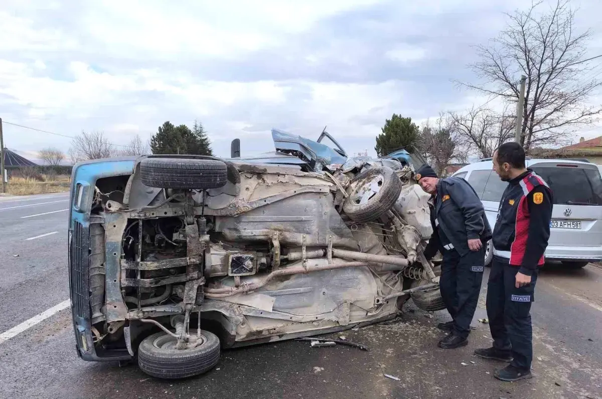 Afyonkarahisar’da Trafik Kazası: 4 Yaralı