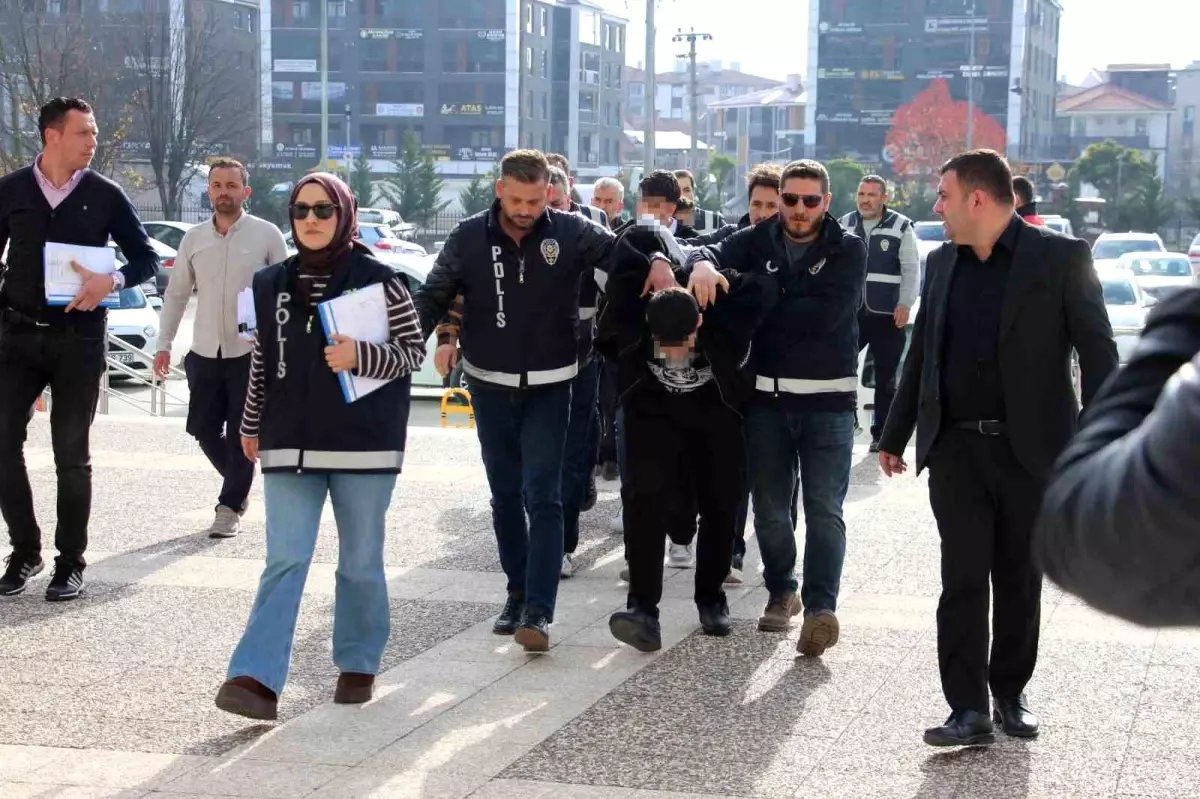 Bolu’da 165 Şüpheli Yakalandı: Bir Haftada Güvenlik Operasyonu