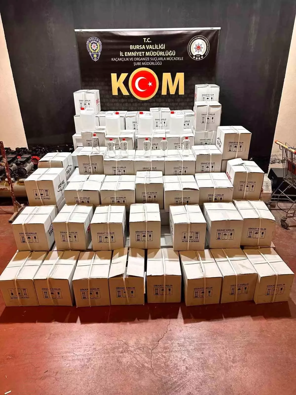 Bursa’da 1200 Litre Sahte İçki Alkolü Ele Geçirildi