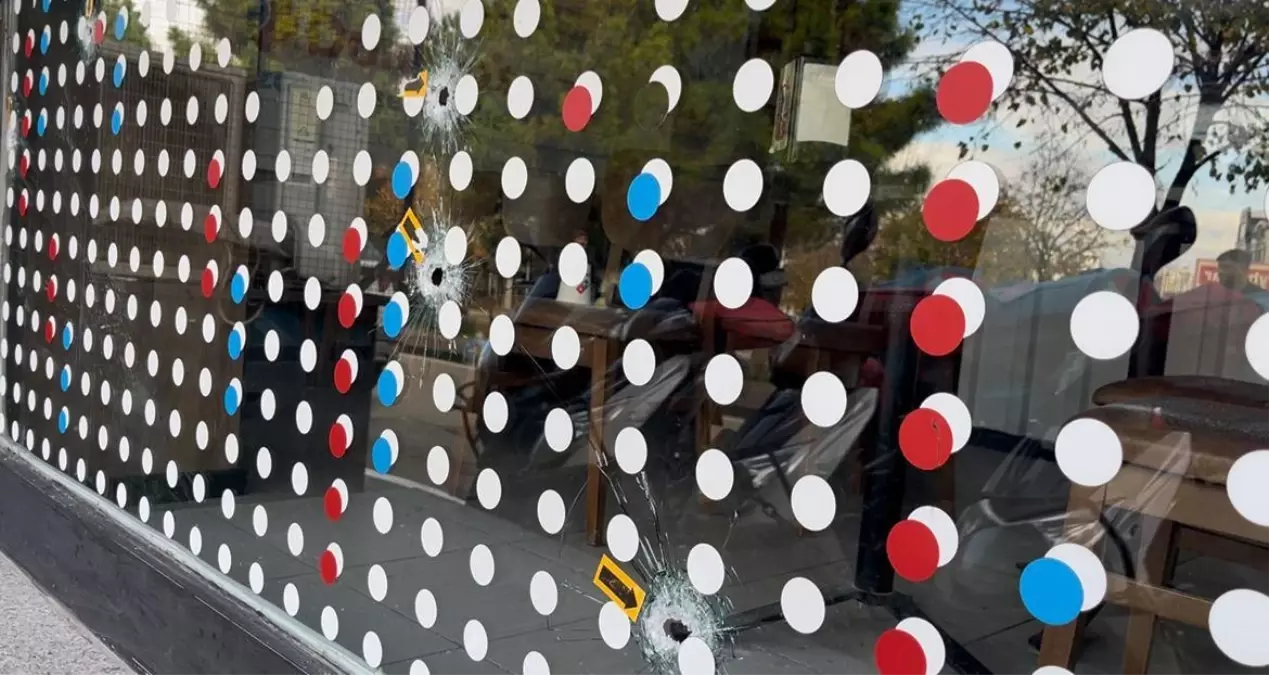 Bursa Nilüfer’de Pizzacıya Kurşun Yağmuru: Şans Eseri Yaralanan Yok!