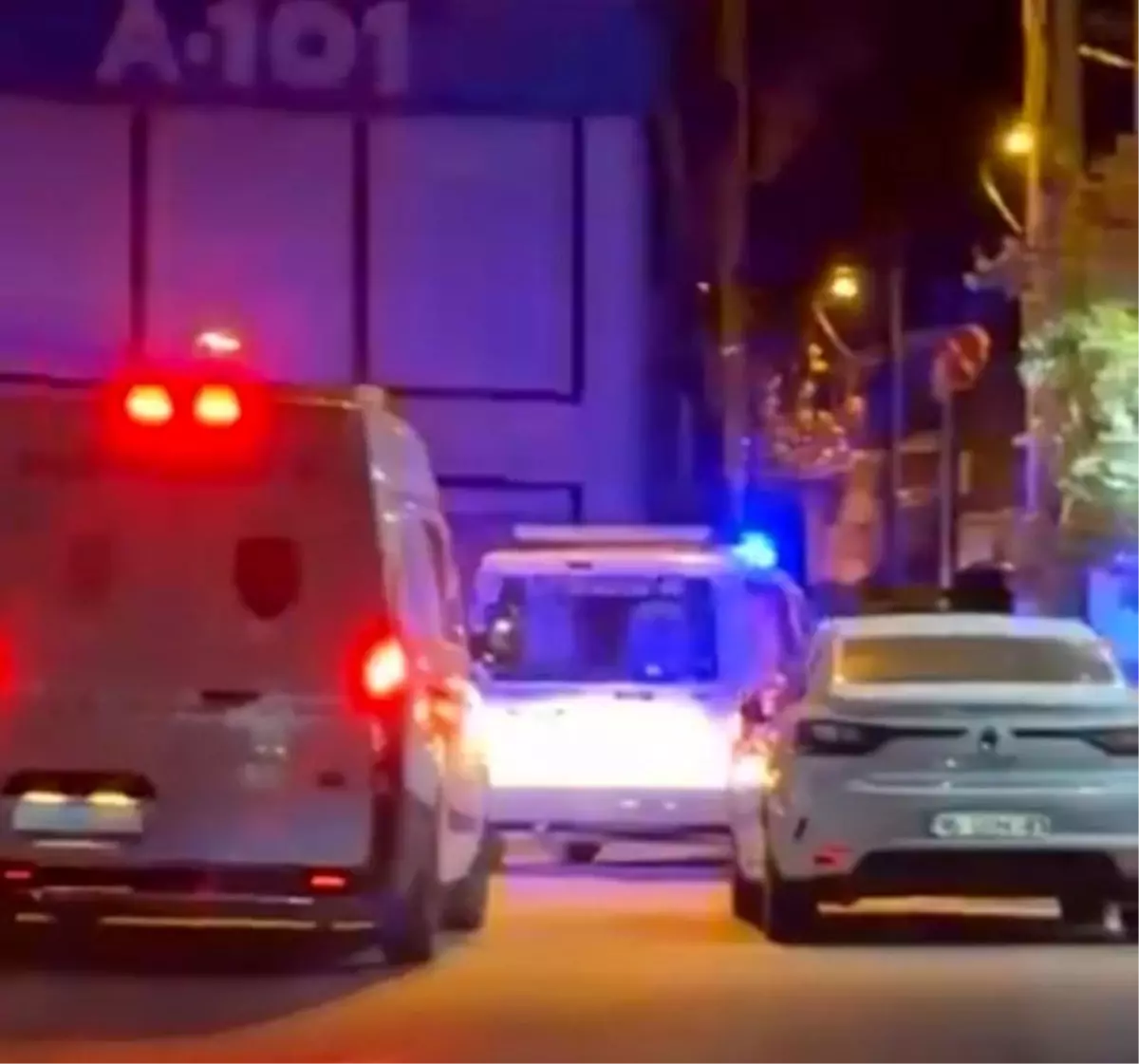 Bursa’da Baba ve Kızı Evde Ölü Bulundu