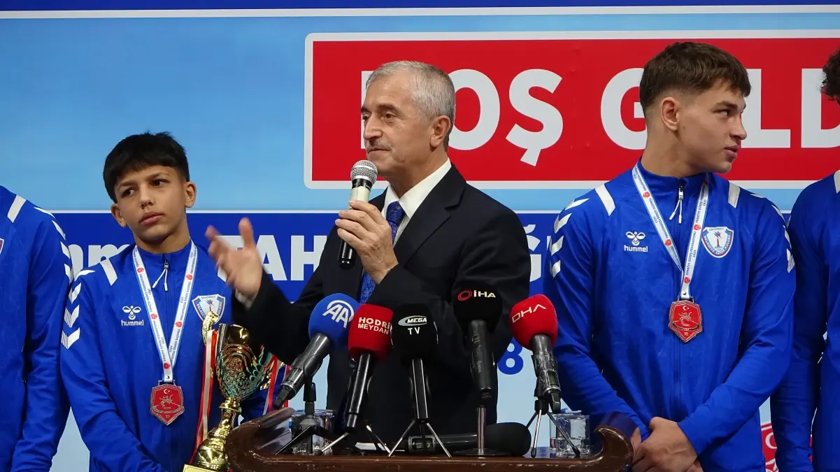 Büyükler Türkiye Güreş Şampiyonası Gaziantep’te Coşku Dolu Başladı!