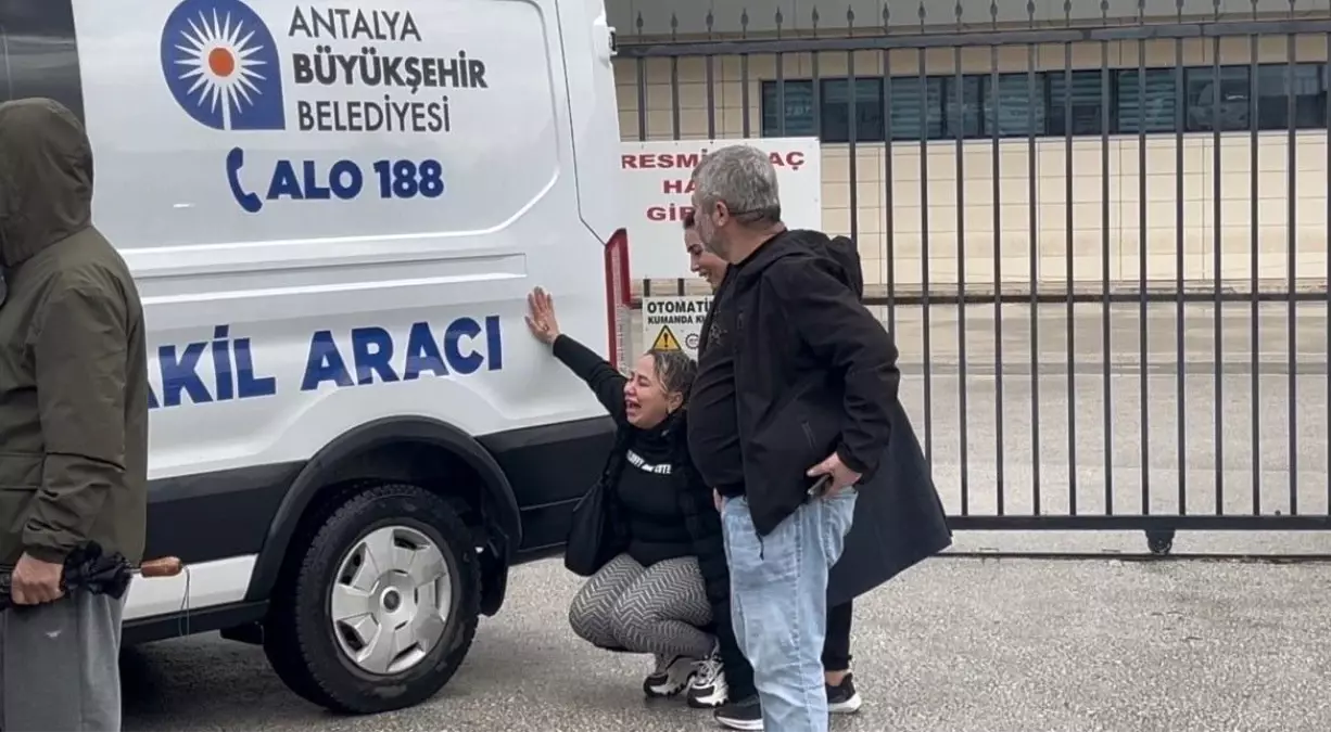 Antalya’da Dereye Düşen Araçta Bir Kadın Hayatını Kaybetti