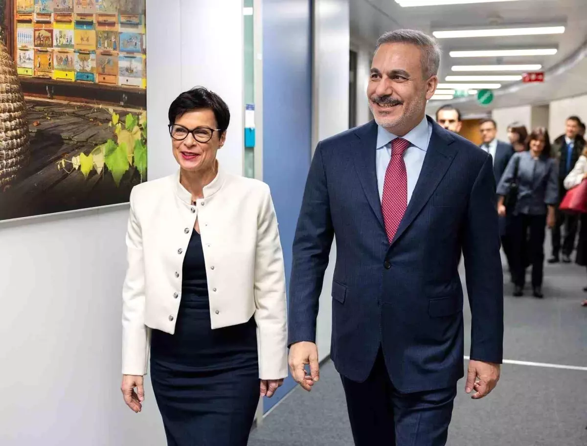 Hakan Fidan, AB Genişlemesinden Sorumlu Komiser Marta Kos ile Brüksel’de Görüştü