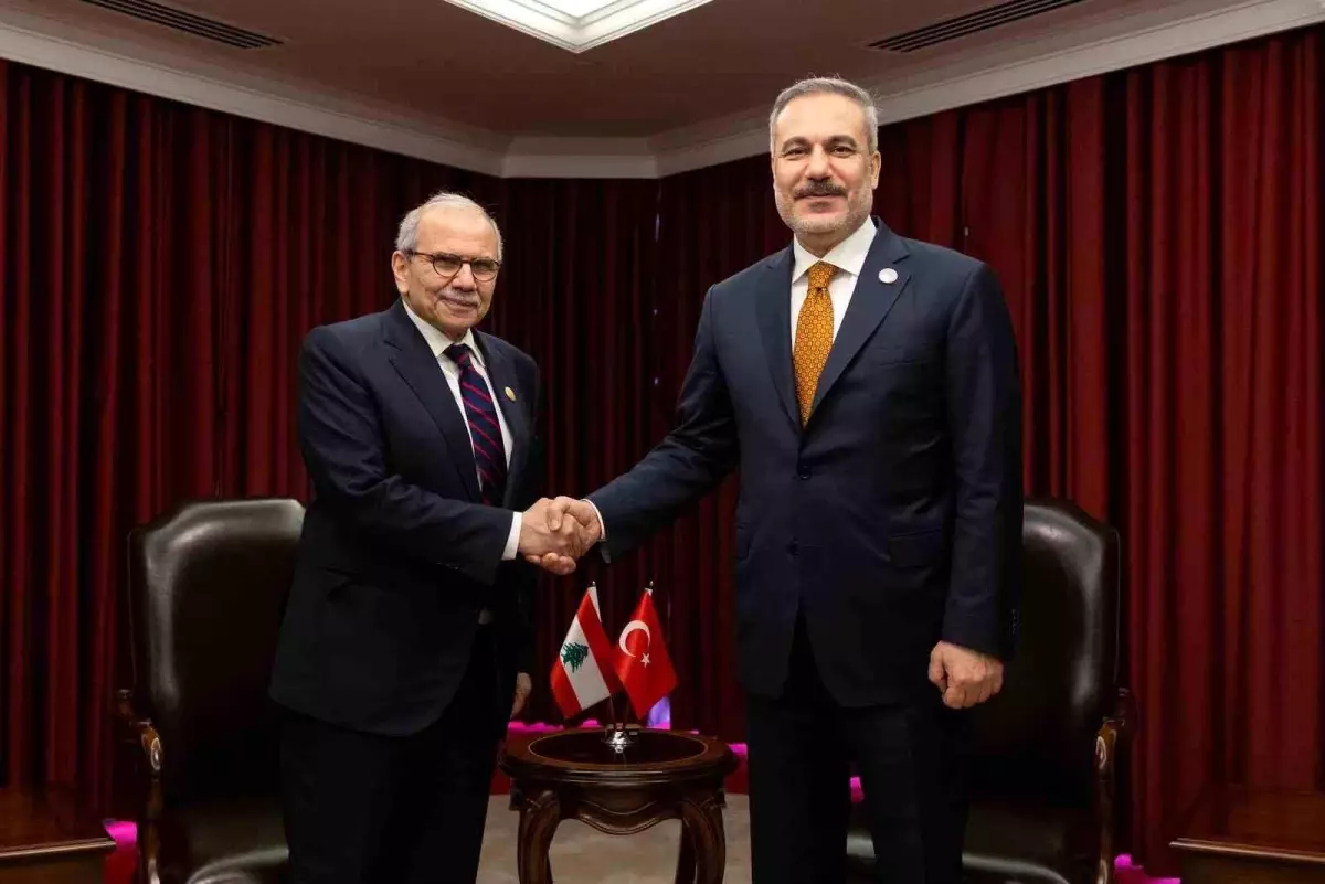 Hakan Fidan’dan Lübnan Başbakanı Nawaf Salam ile Görüşme: Doha Forumu’nda Kritik Görüşmeler