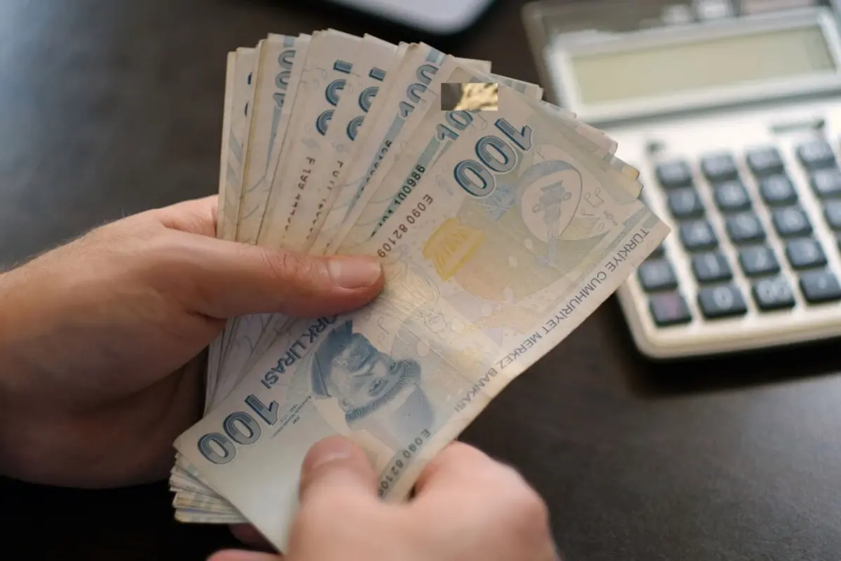 DİSK’ten 2026 Asgari Ücret İçin Sert ve Kapsamlı Talepler